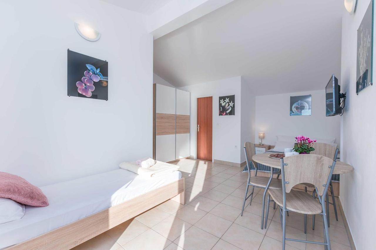 Apartmani Neno Lokva Rogoznica Εξωτερικό φωτογραφία